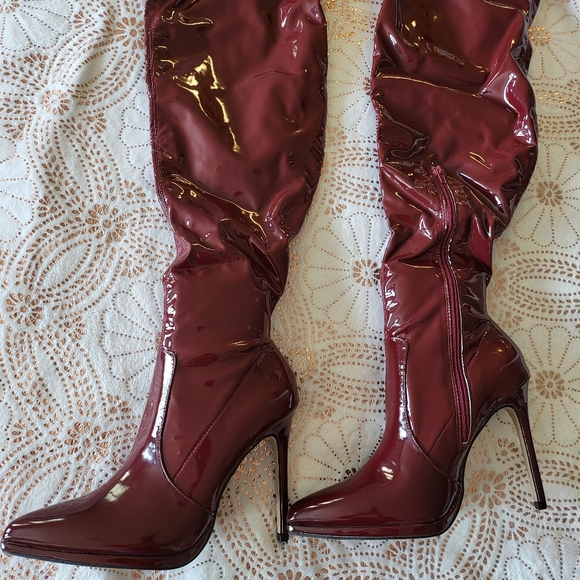 Over knee heeled boots - Picture 6 of 6